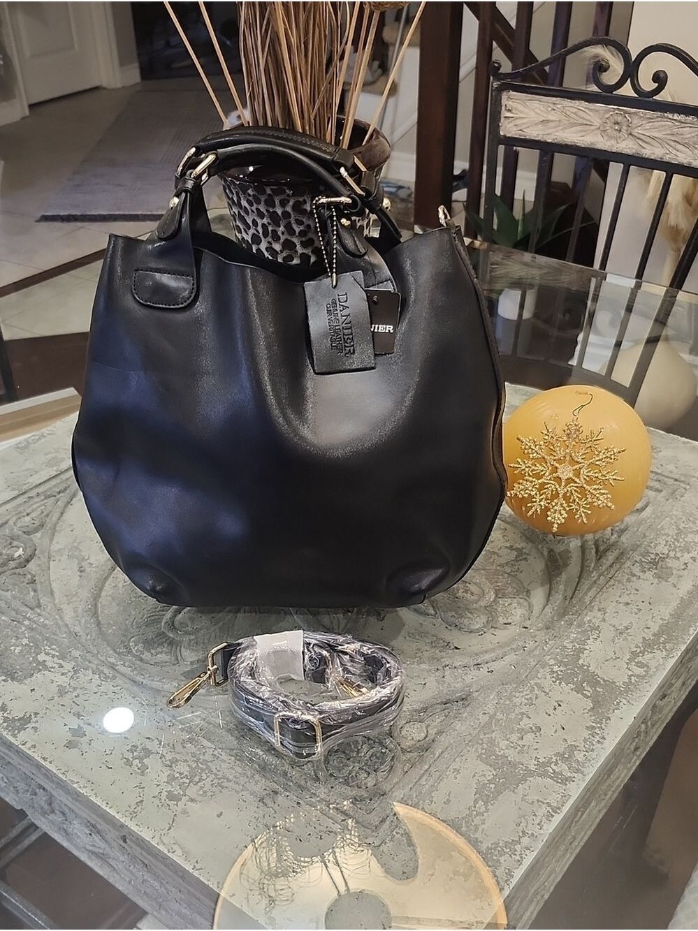 Danier Black Leather Tote Crosbody Bag New